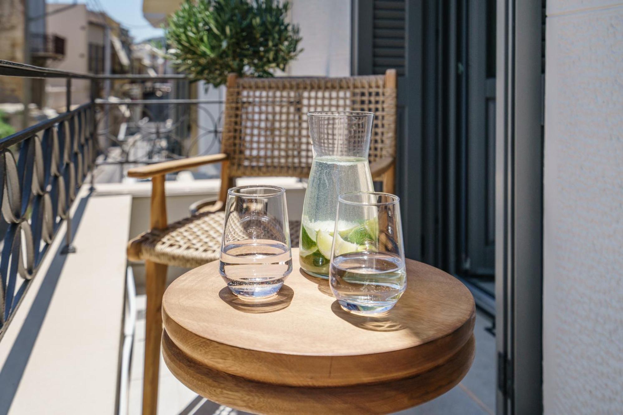 The Old Distillery - Premium Suites Ретимно Екстериор снимка